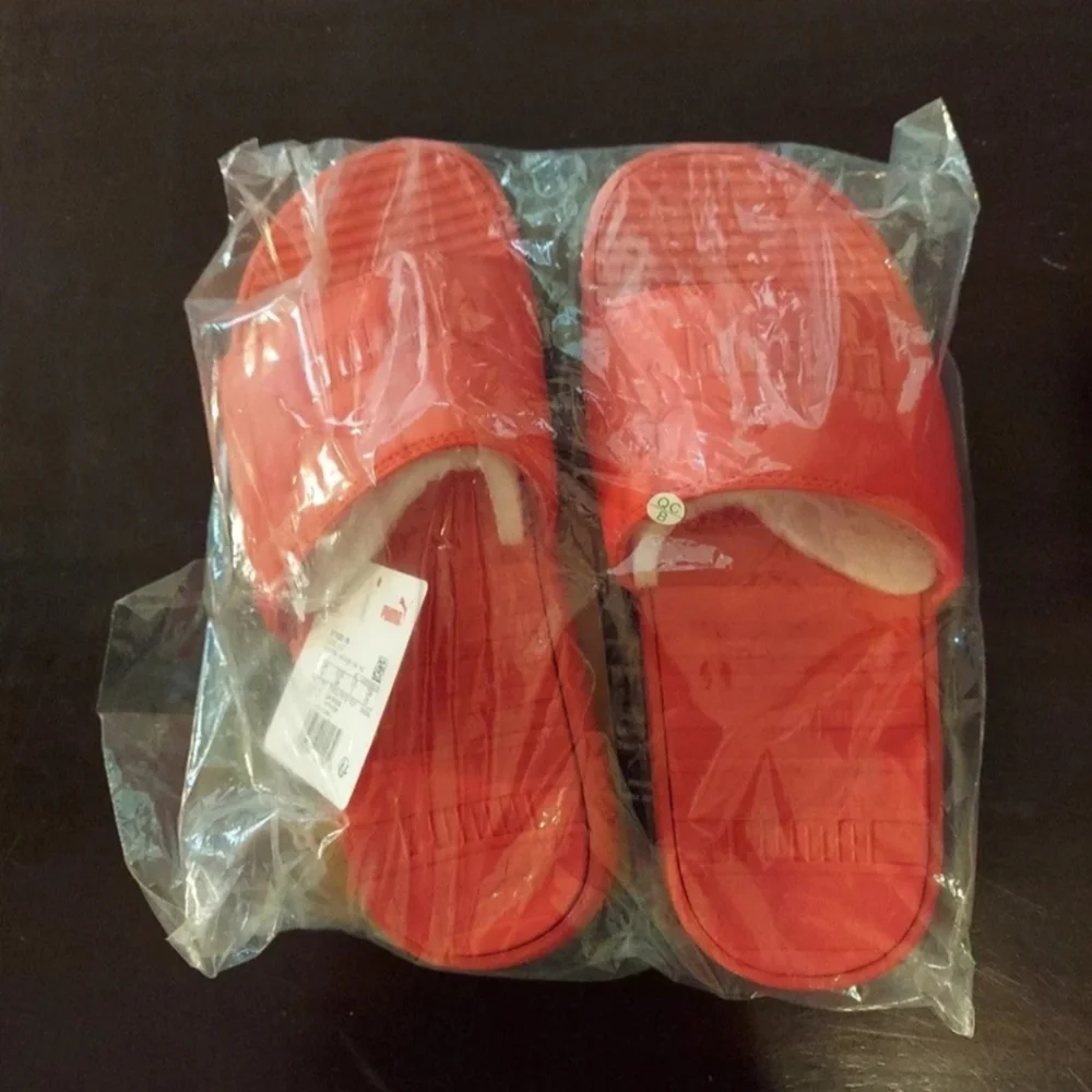 PUMA Cool Cat Slides Sandals Men's 7 Womens 8-8.5 Unisex Red BNWT 1 PAIR LEFT